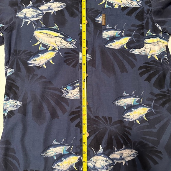 Men’s Columbia fish print short sleeve shirt - Picture 7 of 8